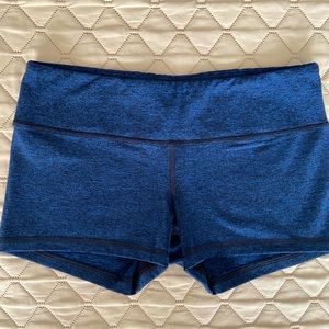 FLEO Original Shorts in Medium - Half Moon